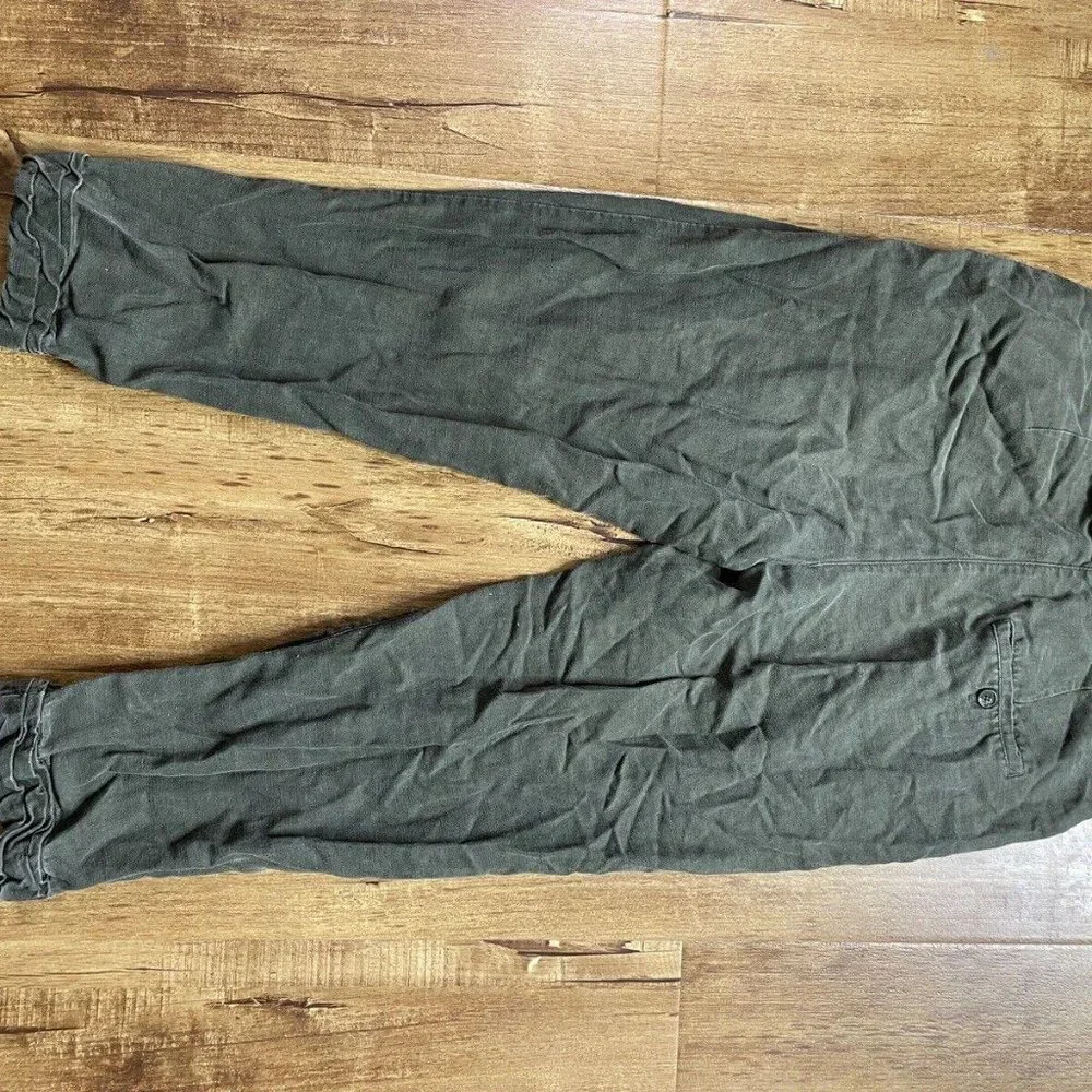 Womens aritzia Wildred with linen green oants green size 00‎